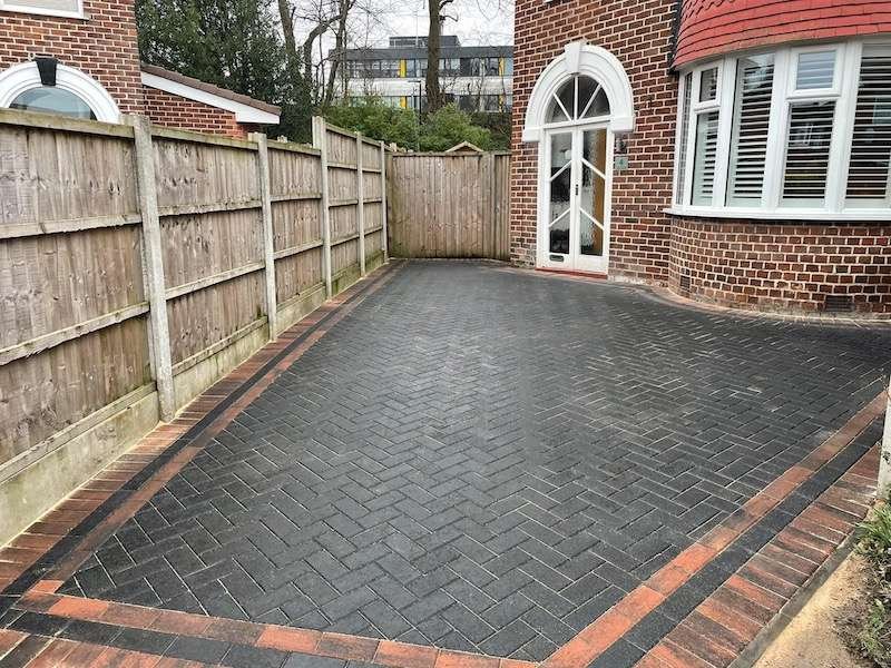 Driveway Maintenance Tips for All Seasons